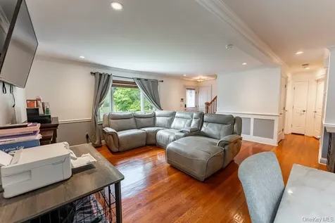 22 Oakbrook Road Ossining NY 10562