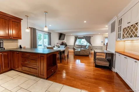 22 Oakbrook Road Ossining NY 10562
