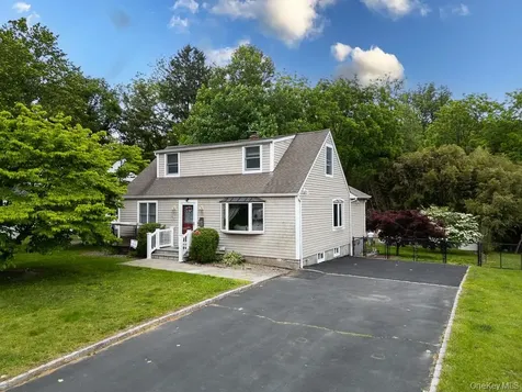 22 Oakbrook Road Ossining NY 10562