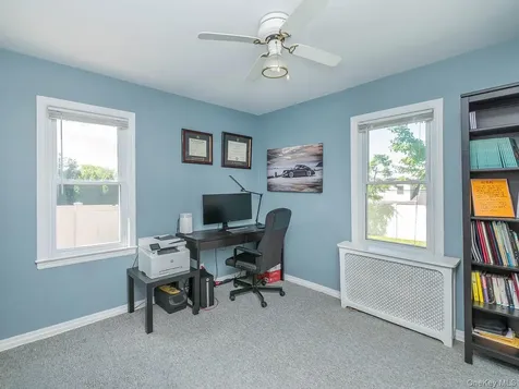 23 Phillips Road Glen Cove NY 11542