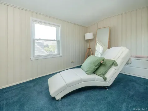 23 Phillips Road Glen Cove NY 11542