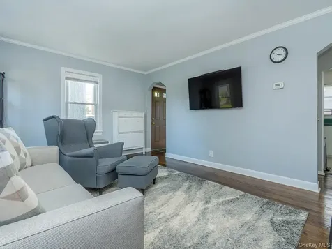 23 Phillips Road Glen Cove NY 11542