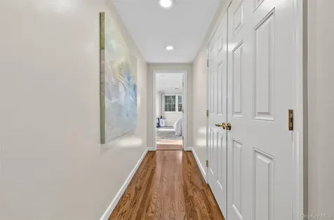 125 Mimosa Drive East Hills NY 11576
