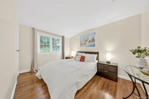 125 Mimosa Drive East Hills NY 11576