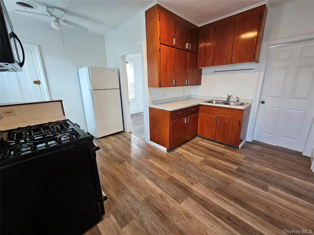 356-358 State Street Hudson NY 12534