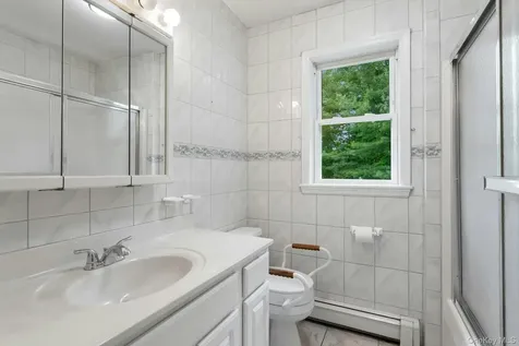 20 Elizabeth Terrace Wappingers Falls NY 12590