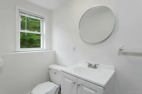 20 Elizabeth Terrace Wappingers Falls NY 12590