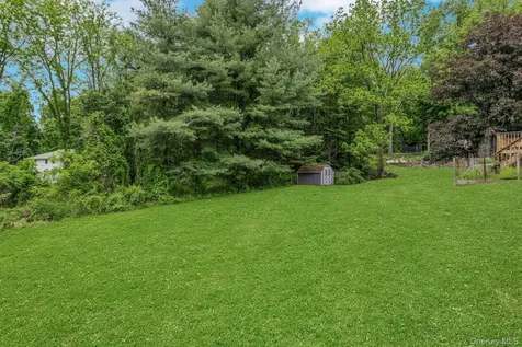 20 Elizabeth Terrace Wappingers Falls NY 12590
