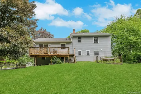 20 Elizabeth Terrace Wappingers Falls NY 12590
