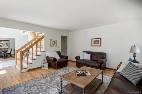 47 Lubber Street Stony Brook NY 11790