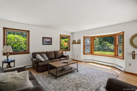 47 Lubber Street Stony Brook NY 11790