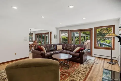 47 Lubber Street Stony Brook NY 11790