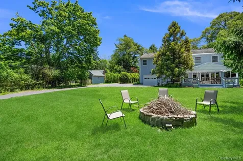 47 Lubber Street Stony Brook NY 11790