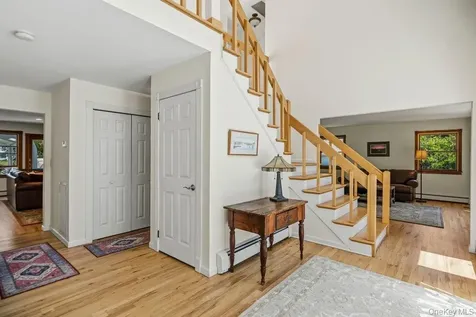 47 Lubber Street Stony Brook NY 11790