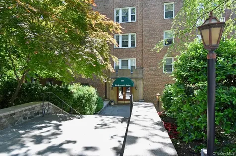 280 Bronxville Road Bronxville NY 10708