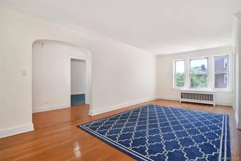 280 Bronxville Road Bronxville NY 10708