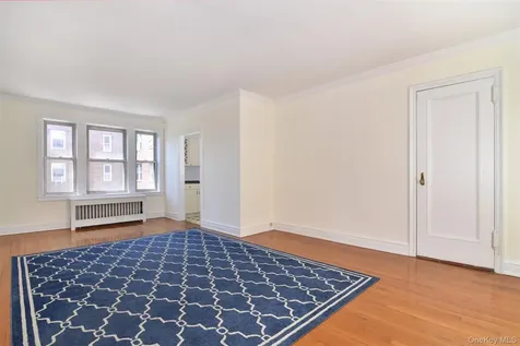 280 Bronxville Road Bronxville NY 10708