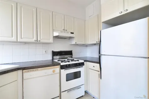 280 Bronxville Road Bronxville NY 10708