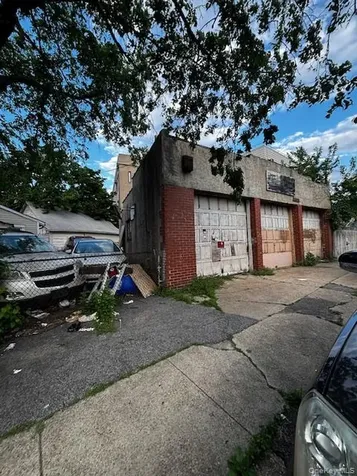 185-02 Baisley Boulevard Saint Albans NY 11412