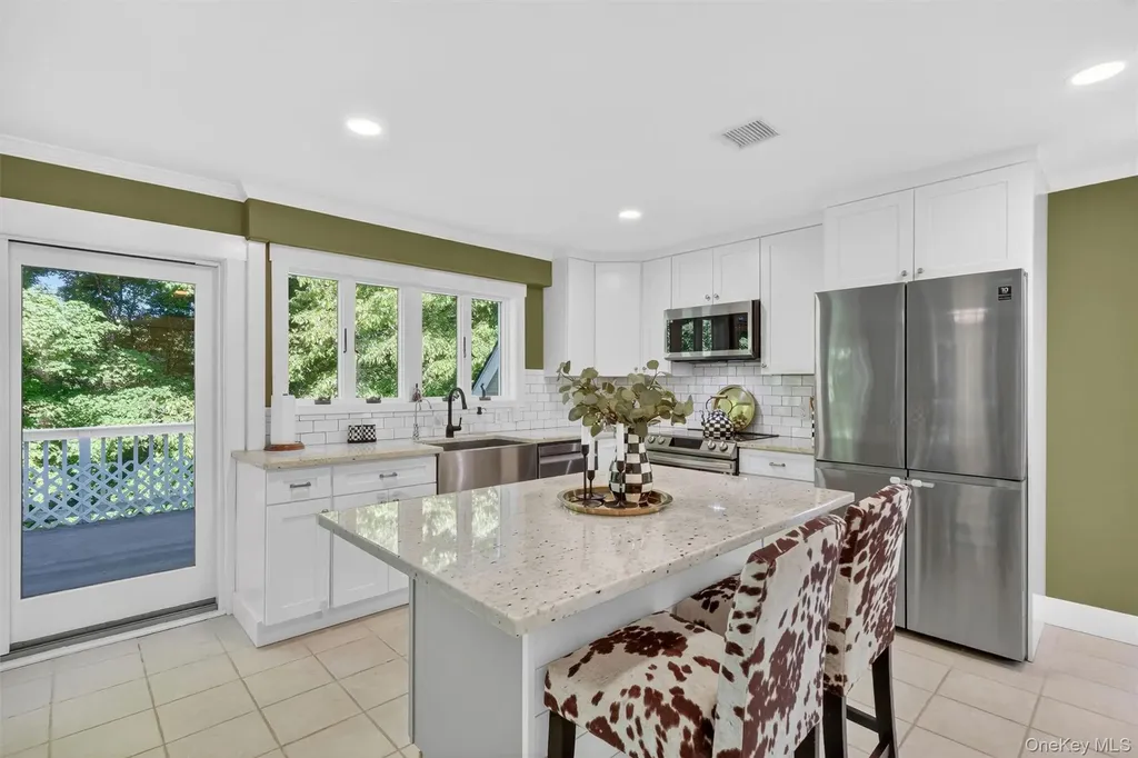 11 Arbutus Street Putnam Valley NY 10579