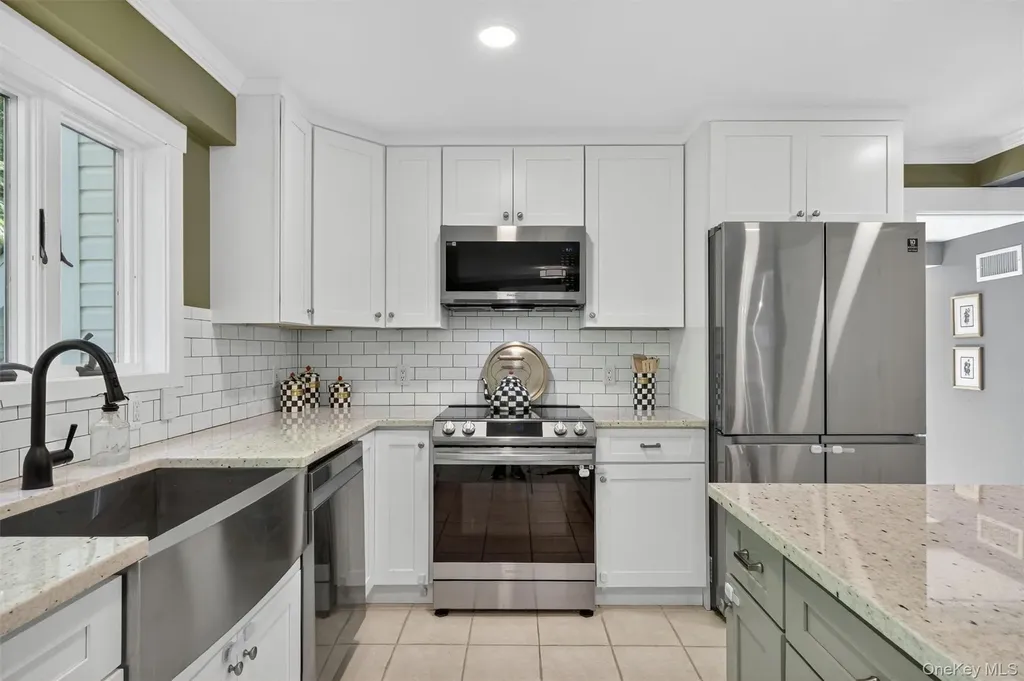 11 Arbutus Street Putnam Valley NY 10579