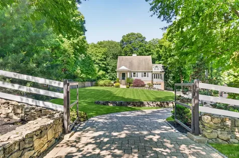 11 Arbutus Street Putnam Valley NY 10579