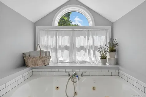 11 Arbutus Street Putnam Valley NY 10579