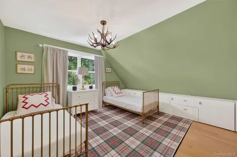 11 Arbutus Street Putnam Valley NY 10579