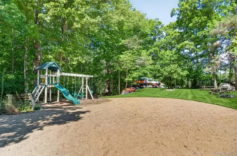 11 Arbutus Street Putnam Valley NY 10579