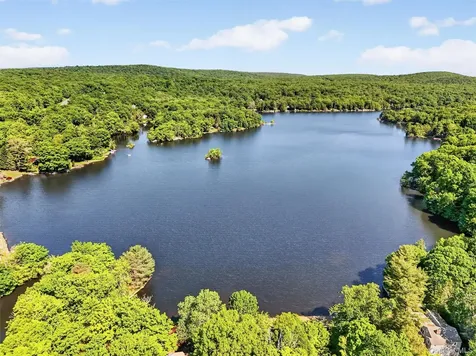 11 Arbutus Street Putnam Valley NY 10579
