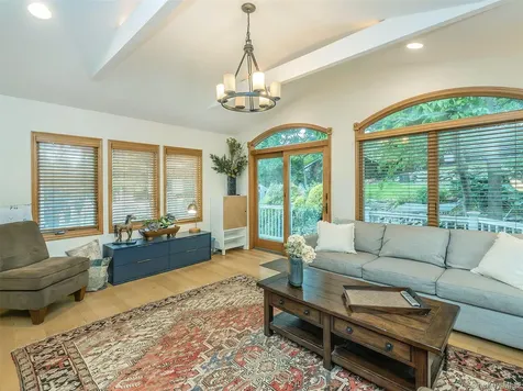 7 Cedar Lane Glen Head NY 11545