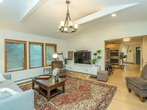 7 Cedar Lane Glen Head NY 11545
