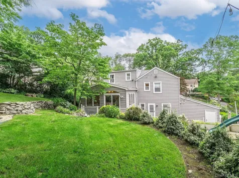 7 Cedar Lane Glen Head NY 11545