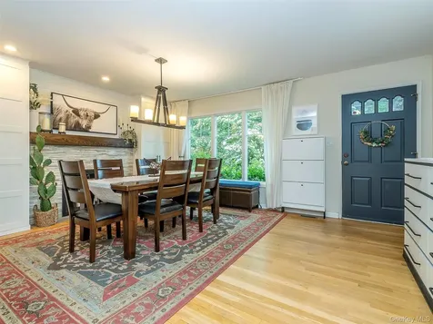 7 Cedar Lane Glen Head NY 11545