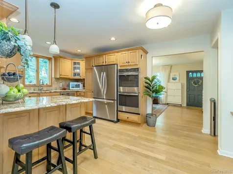 7 Cedar Lane Glen Head NY 11545