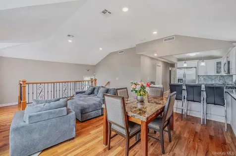 176-06 145 Drive Springfield Gardens NY 11434