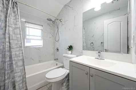 176-06 145 Drive Springfield Gardens NY 11434