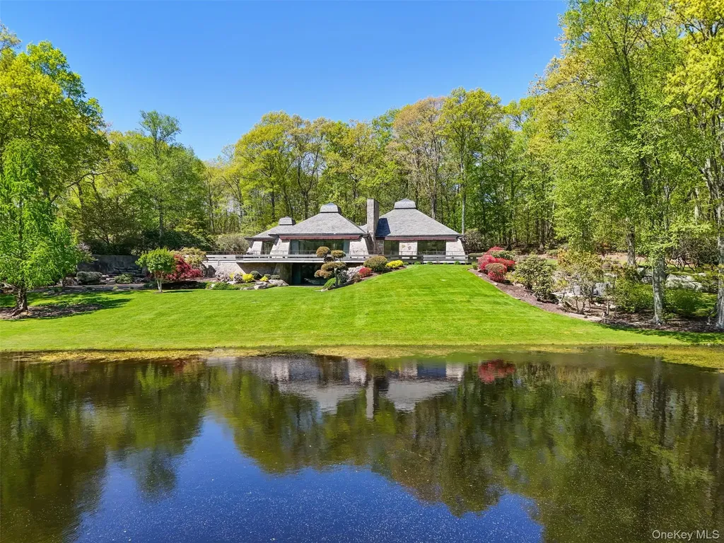 164 Eastwoods Road Pound Ridge NY 10576