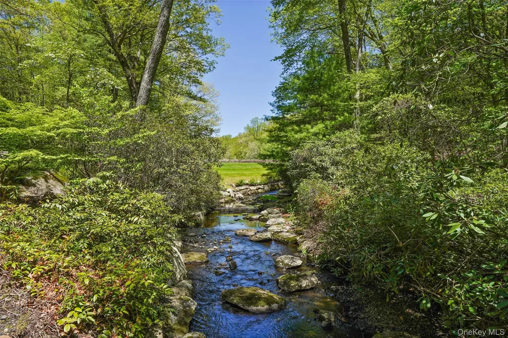 164 Eastwoods Road Pound Ridge NY 10576