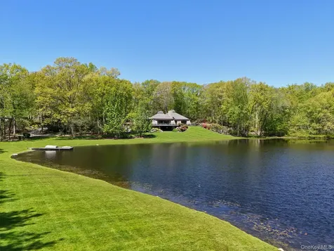 164 Eastwoods Road Pound Ridge NY 10576