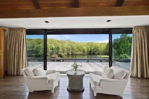 164 Eastwoods Road Pound Ridge NY 10576