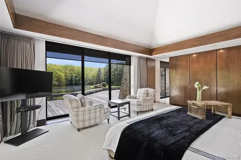 164 Eastwoods Road Pound Ridge NY 10576