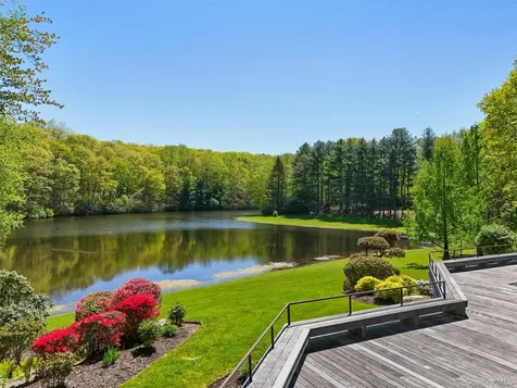 164 Eastwoods Road Pound Ridge NY 10576