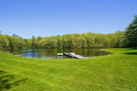 164 Eastwoods Road Pound Ridge NY 10576