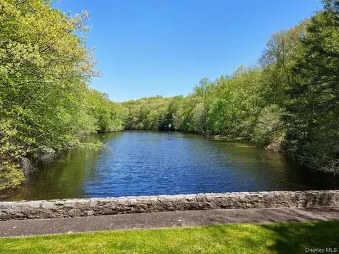 164 Eastwoods Road Pound Ridge NY 10576