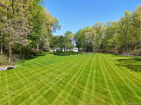 164 Eastwoods Road Pound Ridge NY 10576