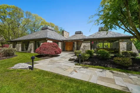 164 Eastwoods Road Pound Ridge NY 10576
