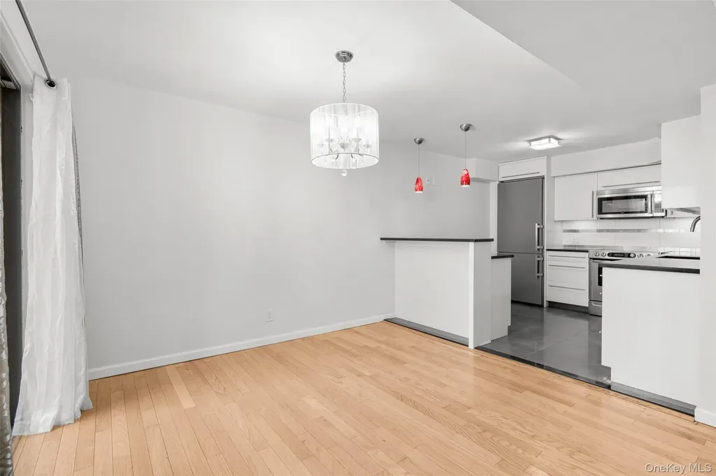 18 Bronxville Glen Drive Bronxville NY 10708