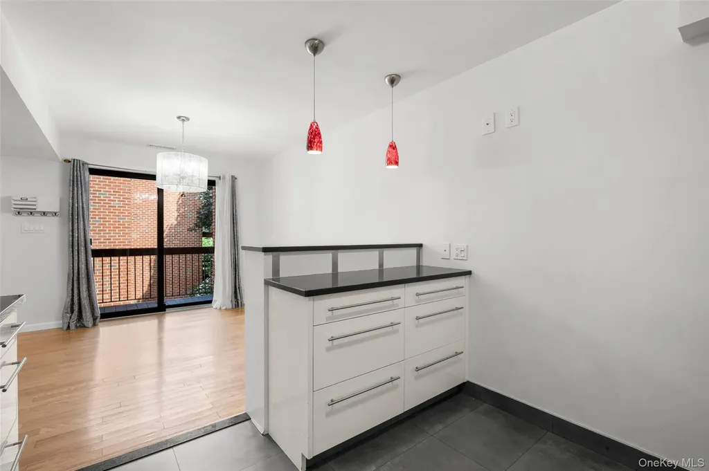 18 Bronxville Glen Drive Bronxville NY 10708