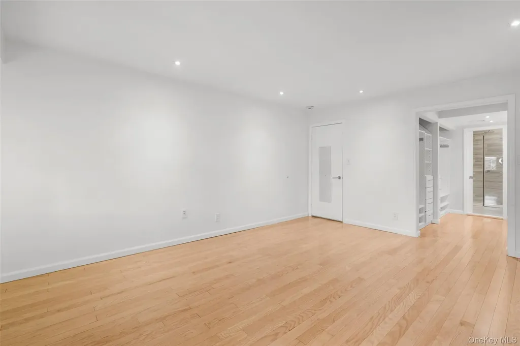 18 Bronxville Glen Drive Bronxville NY 10708